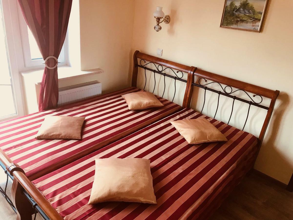 Pensjonat Nad Struga Apartamento Stryków Exterior foto